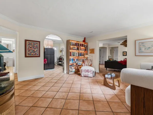 3147 McDonald St #2, Miami, FL 33133