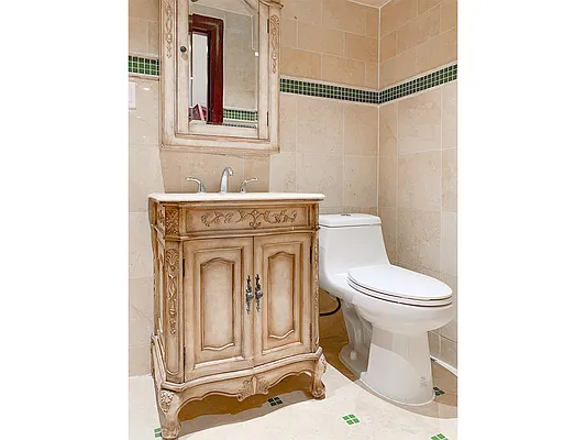 Rented by MySpaceNYC | media 9