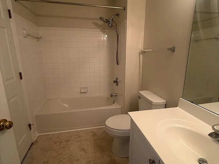 101 Colts Neck Dr — Photo 12