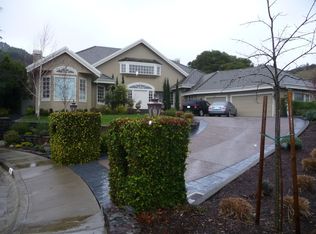 8 Pheasant Ct, San Rafael, CA 94901