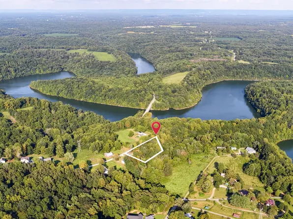 108 Devils Backbone Ln, Manchester, TN 37355