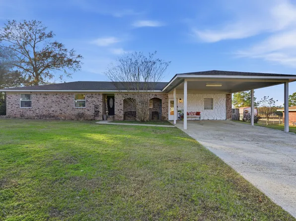 211 Sun Cir, Petal, MS 39465