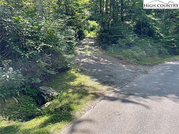 2nd image of 1 R Hemlock Ridge