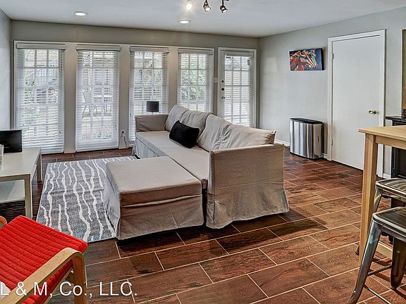 2nd image of 2316 Hazard St #2316-1/2-4