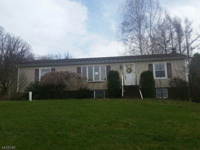 3 Ernella Dr, Belvidere, NJ, 07823