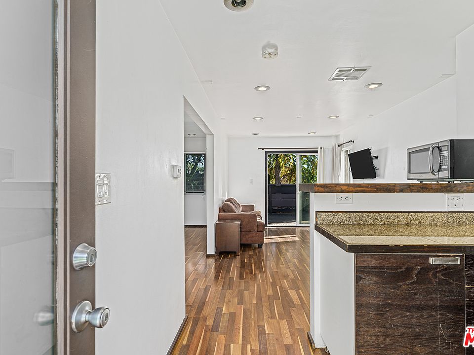 1st image of 640 Tularosa Dr #A