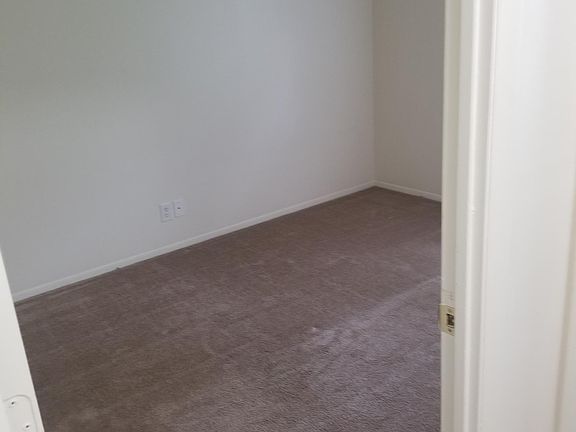 Middle Bedroom