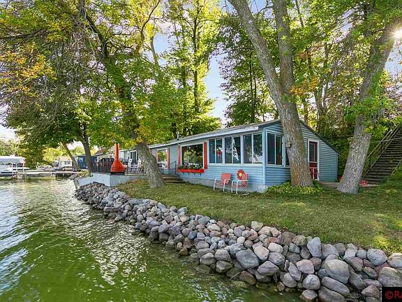 3rd image of 236 Clydette Dr