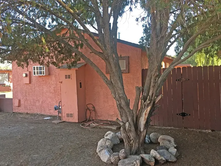 6445 W Maryland Ave — Photo 36