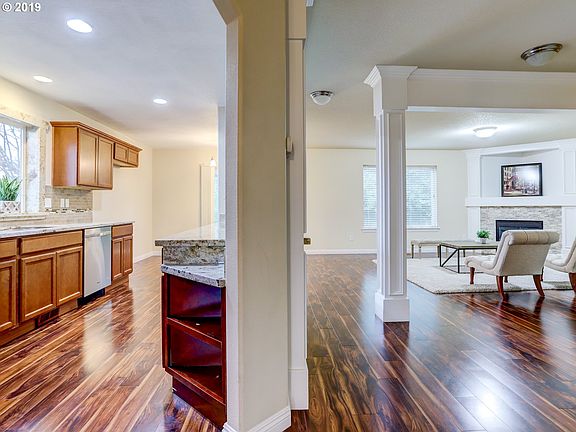 5th image of 9209 NE 77th St