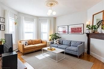 1st image of 11 Bynner St #1