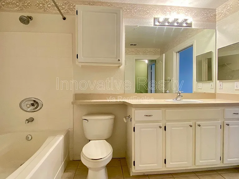 1608 Legacy Park Dr — Photo 13
