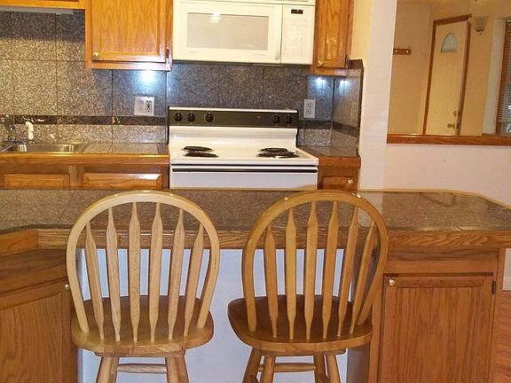 4th image of 640-680 S Lashley Ln #640-106
