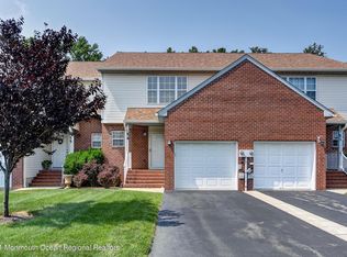 54 Drew Ct, Manalapan, NJ