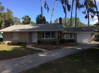 860 Woodward Ave, Eustis, FL 32726