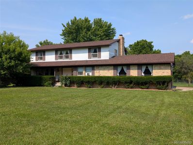 1391 Dye Krest Cir, Flint, MI, 48532