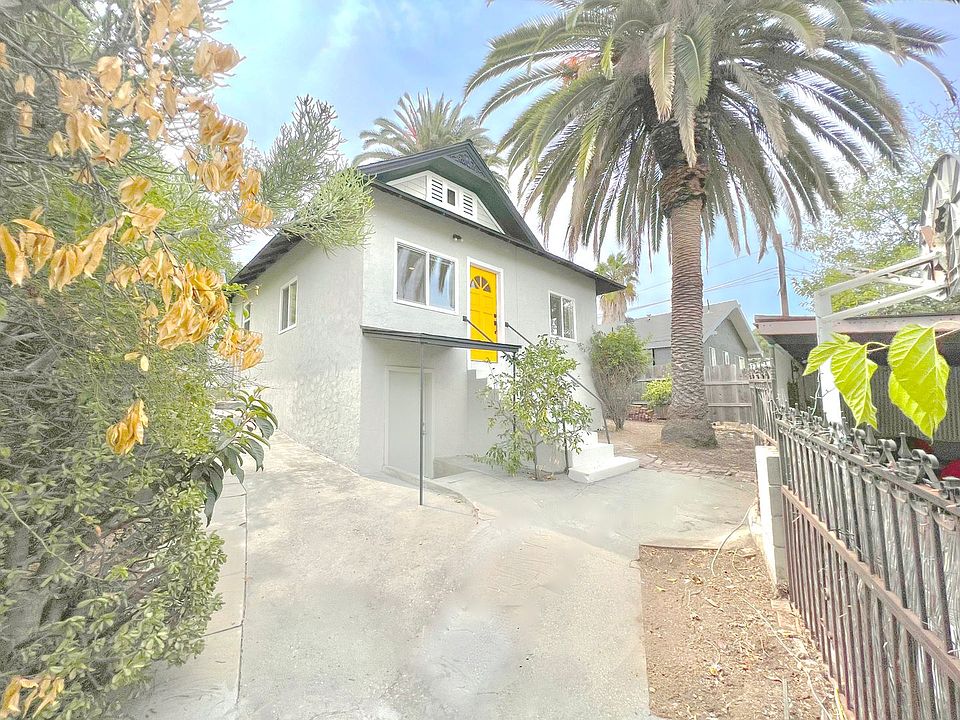 1st image of 6146 Mesa Ave #1/2