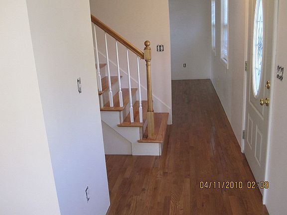 front foyer to livrm