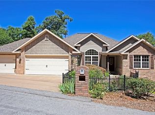 7 Rosedale Ln, Bella Vista, AR 72715