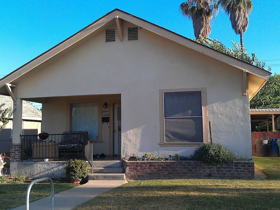 360 Tulare St, Parlier, CA 93648 Zillow