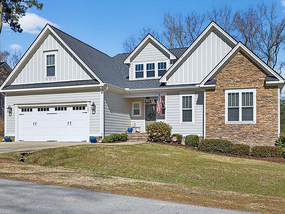 2nd image of 1401 Hoke Landing Ln