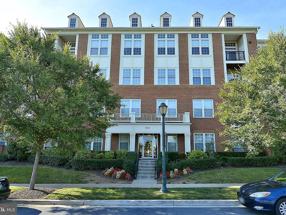 1st image of 701 Fallsgrove Dr APT 301