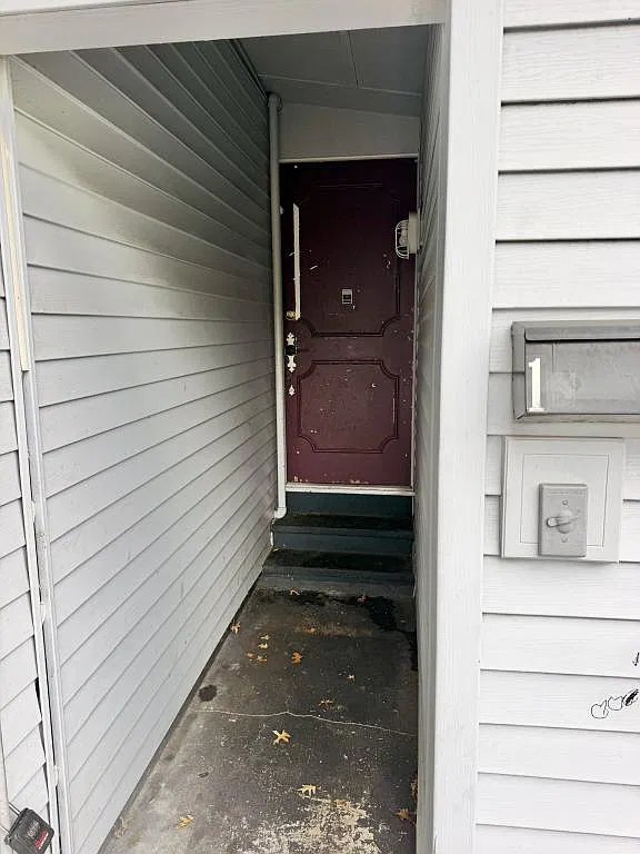 74 Homestead Dr — Photo 3