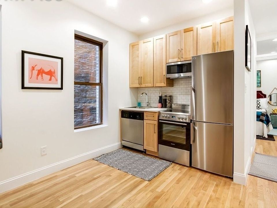 1st image of 128 W 13th St APT 31