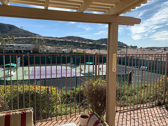 3rd image of 5938 Turnberry Dr
