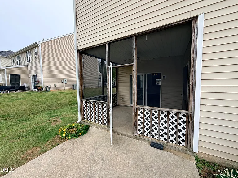 620 Woodson Dr — Photo 32