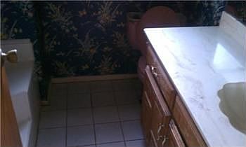 3rd image of 106 Deerwood Ln