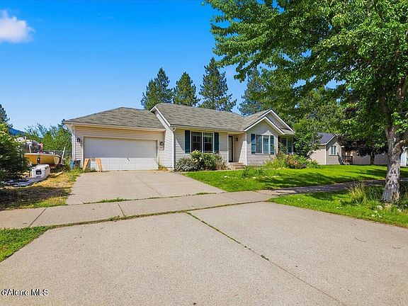 2nd image of 7443 W Macaw Ln