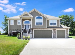 1319 W 13th Ter, Eudora, KS 66025