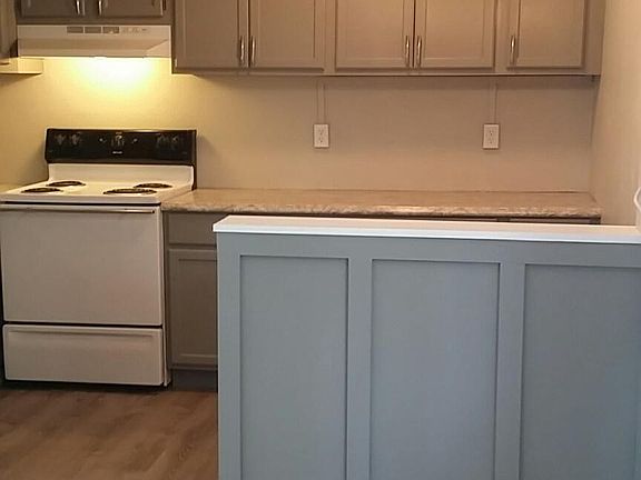 3rd image of 2550 S Big Bend Blvd APT 18