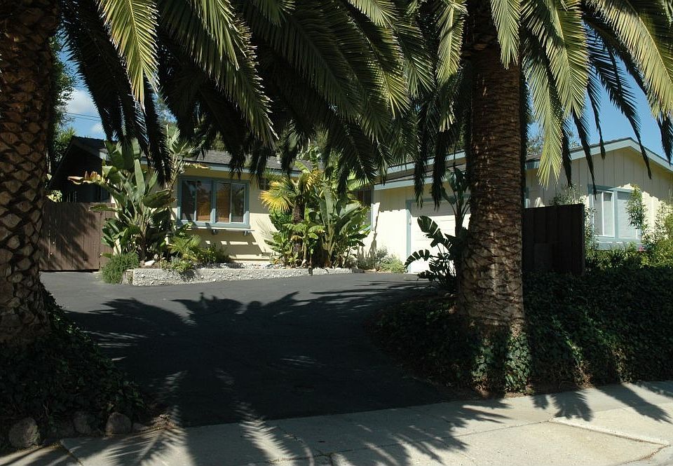 1st image of 104 Vista Del Mar Dr