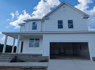 12 W Saint Andrews Dr, Zebulon, NC 27597
