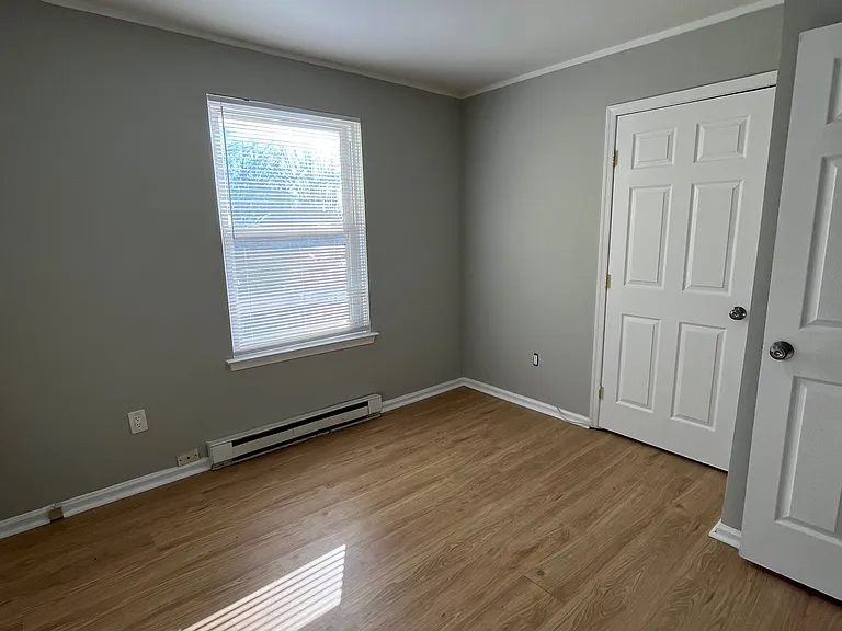 50 Hampshire Rd — Photo 10