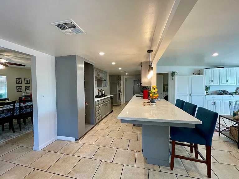 3212 Covina St — Photo 14