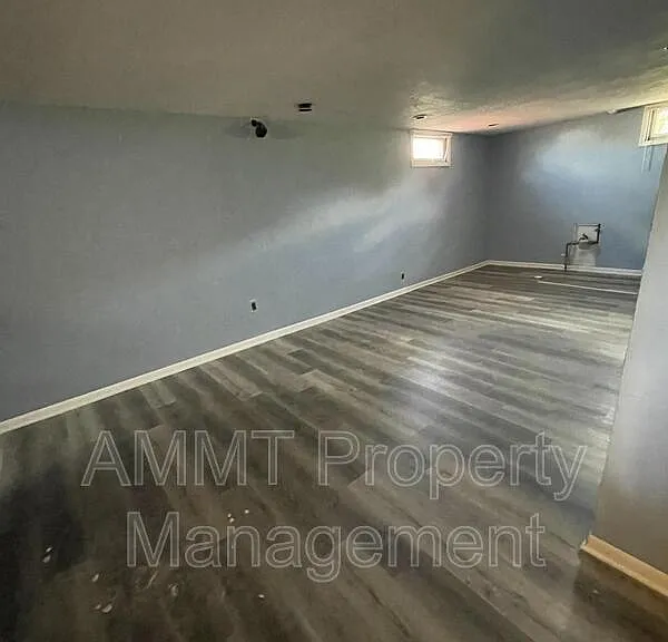 2220 Haven Ct SW — Photo 2