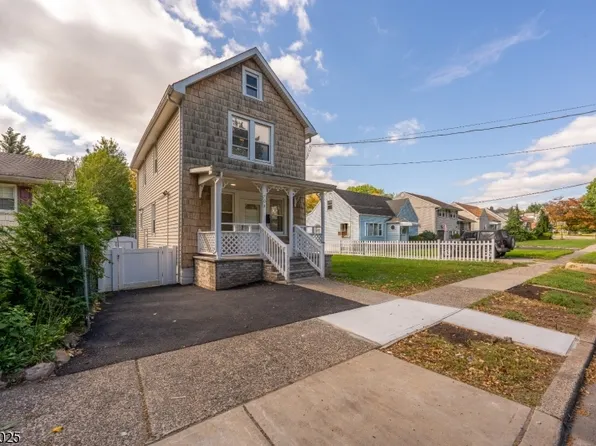 704 W Lake Ave, Rahway City, NJ 07065