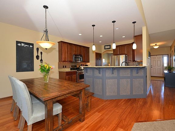 3rd image of 790 Wild Duck Ct