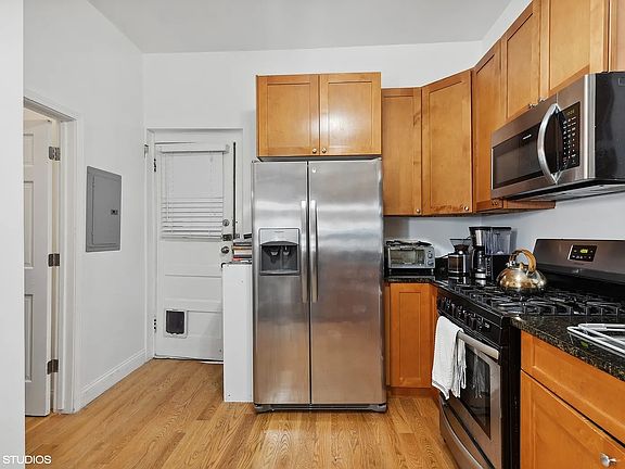 4th image of 2114 W Haddon Ave Floor 1