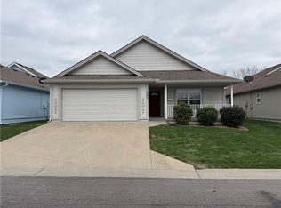 905 Mercury Way, Raymore, MO 64083