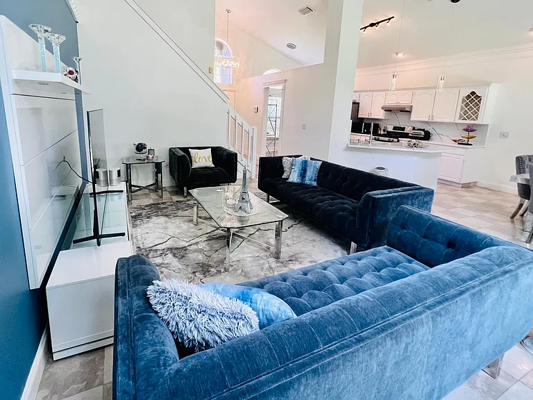 11831 Derbyshire Dr — Photo 12