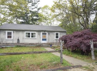 76 Plymouth Ave, Wareham, MA 02571