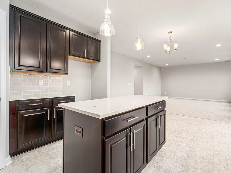 6823 Dulles Dr — Photo 20