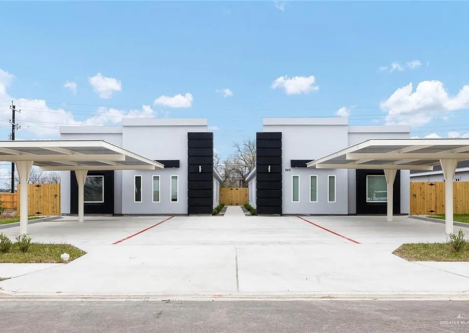 1020 Palm Cir #1