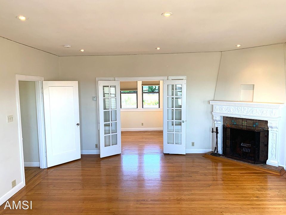 1st image of 2445 Greenwich St #3