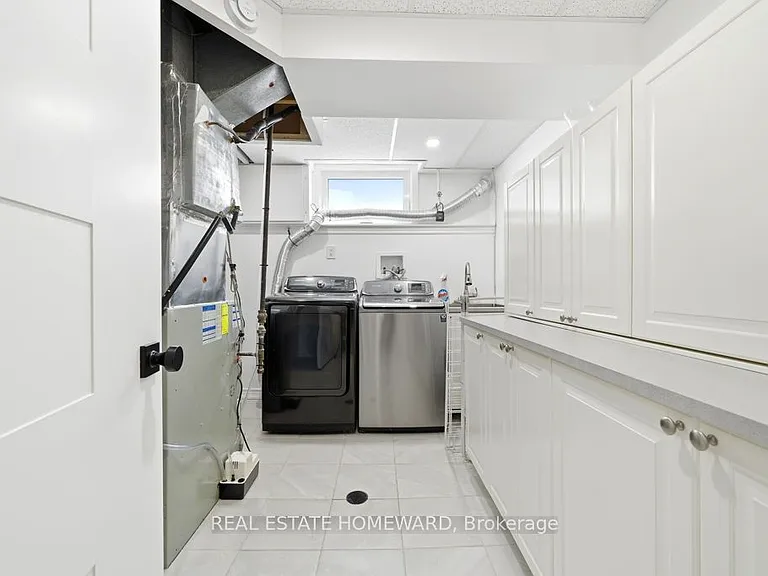 170 Harrison Dr — Photo 36