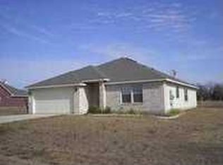 138 Parkland Dr, Cedar Creek, TX 78612